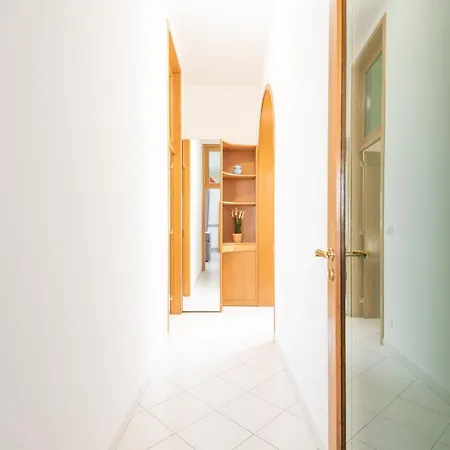 Dimora Elpidia 公寓